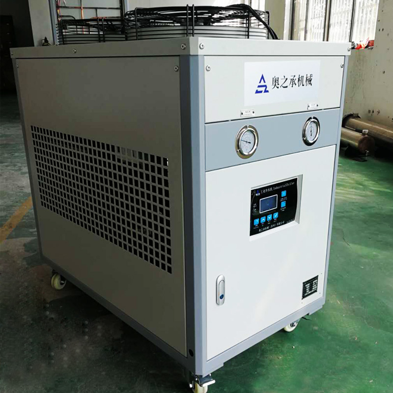 水溶液的結晶體對冷水機的危害，冷水機安裝電子器件驅動器的功效